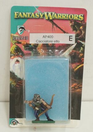 Fantasy Warriors: Cacciatore Elfo AP400. Miniature in Metallo Dipinte. Colorazione Random