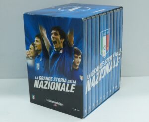 La Grande Storia della Nazionale. Raccolta Completa con n. 11 DVD in Italiano con Cofanetto