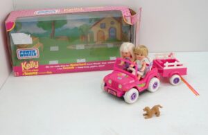 Barbie: Kelly e Tommy Power Wheels by Fisher Price con effetto sonoro. Mattel 1997
