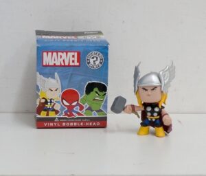 Funko Mystery Minis: Marvel THOR Vinyl Bobble-Head Action Figure. Funko