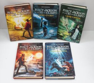 Percy Jackson e gli Dei dell'Olimpo - Saga Completa di Rick Riordan ed. Mondadori (Cartonati)