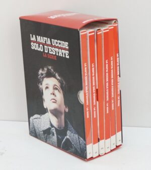 LA MAFIA UCCIDE SOLO D'ESTATE La Serie Prima Stagione 1 Completa con n. 6 DVD con Cofanetto. Editoriale