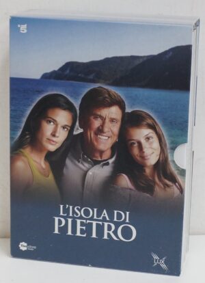 L'isola di Pietro. Prima Stagione 1 Completa. (Episodi 1-6) (3 DVD) con Cofanetto. Versione da edicola. DVD in Italiano