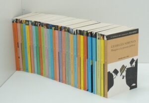 Lotto n. 29 libri Le Inchieste del Commissario Maigret di G. Simenon. Editoriale. Lotto come da immagine