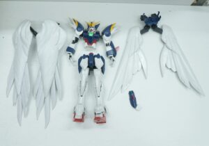 Gundam Wing Zero. Action Figure Bandai - NON COMPLETO
