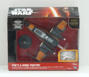 Star Wars Episodio VII. Poe's X-Wing Fighter con Volante a soffitto. Giochi Preziosi Italy