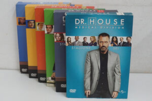 Dr. House - Stagioni Complete da 1 a 6 (Episodi 132) (34 DVD) con Cofanetti - DVD in Italiano