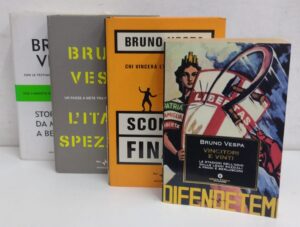 Lotto n. 4 Libri di Politica e Società di Bruno Vespa - Lotto come da immagine