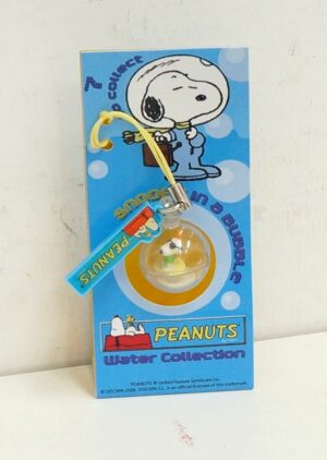 Snoopy in a Bubble. Peanuts Water Collection. Ciondolo per Cellulare Phone. Laccio Giallo