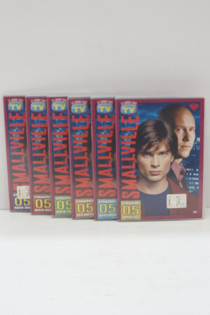 Smallville - Stagione 5 Completa (Episodi 1-22) (6 DVD) Versione da edicola - DVD in Italiano