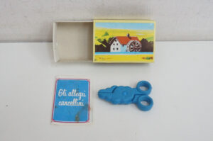 Gli allegri cancellini (forbici blu) - Sorpresina Mulino Bianco - Completo con Libretto e Scatolina - Vintage anni '80-'90