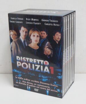 Distretto di Polizia 1 - Stagione 1 Completa (Episodi 1-24) (6 DVD) con Cofanetto - Versione da edicola - DVD in Italiano