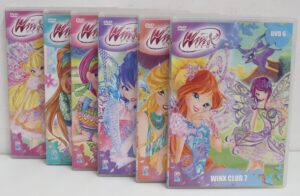 Winx Club. Stagione 7. Episodi 1-26 con n. 6 DVD in Italiano SENZA Cofanetto. Versione da edicola
