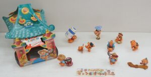 Kinder Sorpresa: Castorcin con Playset in cartoncino. Collezione anno 1999 NON COMPLETA. Ferrero
