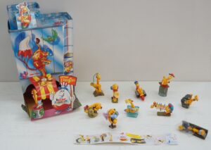 Kinder Sorpresa: Supergiraffe con Playset in cartoncino. Collezione anno 1999 COMPLETA. Ferrero