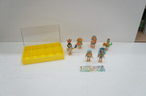 Kinder Sorpresa: I Piramidix n. 6 sorpresine con Scatola. Composizione come da foto. Collezione anno 1997. Ferrero