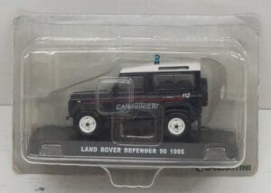 Carabinieri Land Rover Defender 90 – 1995. Modellino Die Cast Scala 1:43. De Agostini