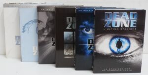 The Dead Zone. Serie Completa Stagioni da 1 a 6 (Episodi totali 80) con n. 21 DVD in Italiano
