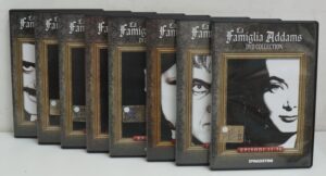 La Famiglia Addams DVD Collection. Stagione 1 NON COMPLETA (Episodi 1-16) (8 DVD). Versione da edicola. DVD in Italiano