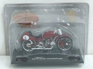 Moto Guzzi Gambalunga. Modellino Moto Scala 1:24 Die Cast. Versione da edicola. Hachette