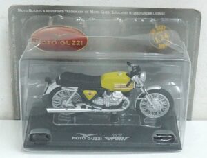 Moto Guzzi V7 Sport. Modellino Moto Scala 1:24 Die Cast. Versione da edicola. Hachette