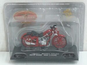 Moto Guzzi Quattro Cilindri 500 (1930). Modellino Moto Scala 1:24 Die Cast. Versione da edicola. Hachette