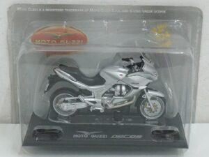 Moto Guzzi Norge 1200. Modellino Moto Scala 1:24 Die Cast. Versione da edicola. Hachette