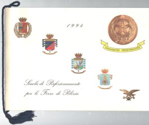 Calendario Scuola di Perfezionamento per le Forze di Polizia Anno 1994. Con Cordoncino Originale