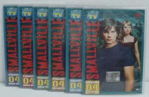 Smallville - Stagione 4 Completa (Episodi 1-22) (6 DVD) Versione da edicola - DVD in Italiano