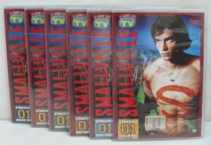 Smallville - Stagione 1 Completa (Episodi 1-21) (6 DVD) Versione da edicola - DVD in Italiano