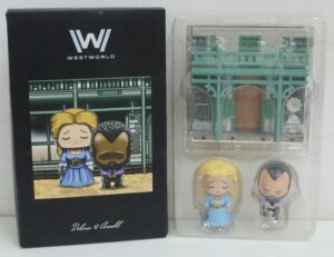 West World: Dolores e Arnold. Mini Figure cm 7 Diorama. J. Salvador SuperEmoFriens. Lootcrate