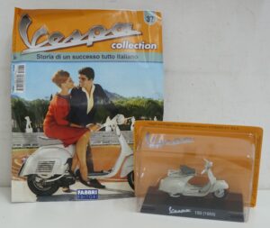Piaggio Vespa 150 (1955). Modellino Die Cast Scala 1:18. Vespa Collection con Fascicolo. Fabbri