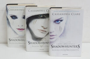 Shadowhunters - Dark artifices di Clare, Cassandra - Trilogia Completa ed. Mondadori (Prima edizione)