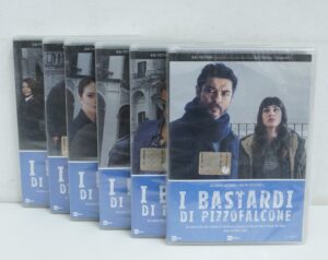 I bastardi di Pizzofalcone - Prima Stagione 1 Completa (6 DVD) (Episodi 1-6) Versione da edicola - DVD in Italiano