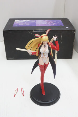 Bunny 008 - Duplex Divine Figure Series No. 2 - Statua cm 23 scala 1/8 Sculped by Kia Asamiya - Artfx