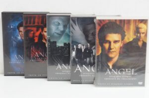 Angel (Buffy l'ammazzavampiri) - Serie Completa Stagioni 1-5 (30 DVD) (Episodi 110) DVD in Italiano