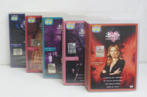 Buffy L'AmmazzaVampiri Stagioni 1-5 Complete (27 DVD) (Episodi 100) Versione da edicola - DVD in Italiano