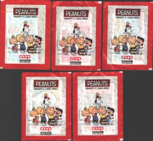 Peanuts Snoopy e i suoi amici - Lotto 5 bustine di figurine ed. Coop 2016