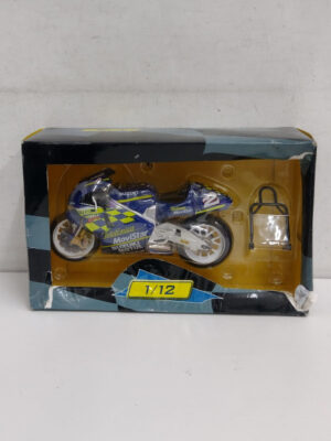 Suzuki RGV500 Kenny Roberts Jr. 2000 #2 - Modellino Moto Scala 1:12 Die Cast