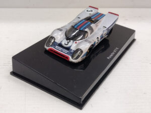 Porsche 917K Autoart 67170 12h Sebring 1971 1:43 #3 Larrousse Modellino Model car Argento