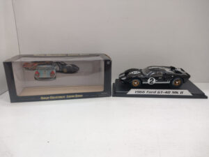 Ford GT40 MK II #2 Shelby Collectibles SC408 01020S 24h Le Mans 1966 1:18 McLaren/Amon Modellino Model car Nera
