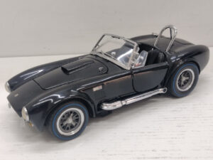 Ford Shelby Cobra 427 Revell 87-8831 CF382 1966 1:20 Modellino Model car Nero