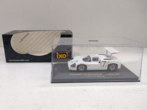 Chaparral 2F Chevrolet IXO LMC091 24h Le Mans 1967 1:43 #7 Hill/Spence Modellino Model car Bianco