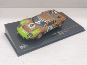Ford MK II IXO LMC109 24h Le Mans 1966 1:43 #4 Hawkins/Donohue Modellino Model car Oro Verde