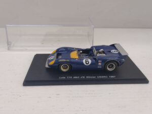 Lola T70 MkII Sunoco Spark S1145 Winner USSRC 1967 1:43 #6 Donohue Modellino Model car Blu Giallo