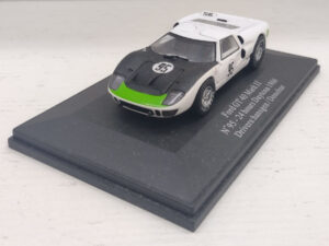Ford GT 40 Mark II Universal Hobbies Daytona 1966 1:43 #95 Hansgen/Donohue Modellino Model car Bianco Nero