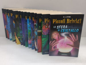 Piccoli Brividi Raccolta 15 volumi (da n. 1 a n. 15) di R. L. Stine ed. Mondadori (Versione da edicola)