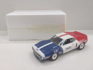 AMC Javelin RAR 18004 Trans Am Champion 1972 1:18 Follmer Modellino Model car Blu Bianco Rosso