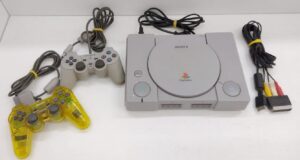 Console PS1 Playstation 1 + 2 Controller - NON TESTATA
