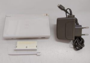 Console Nintendo DS Lite bianco con Caricatore e Pennino - NON FUNZIONANTE